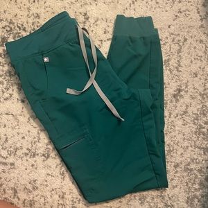 Medium TALL Figs Hunter Green Zamora jogger